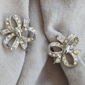 Earrings Hedy 1" Silver Crystal Non-pierced